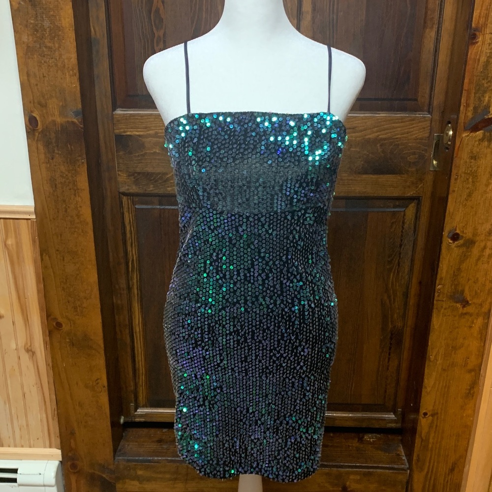 🎉🍾 🥂 Sequin Strapless Holiday Dress sz S